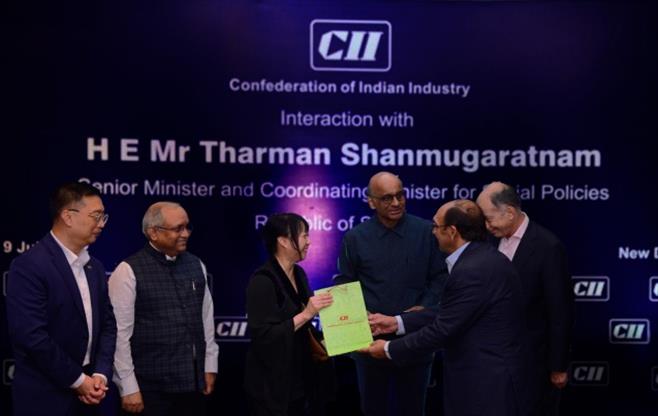 Int. with HE Mr Tharman Shanmugaratnam